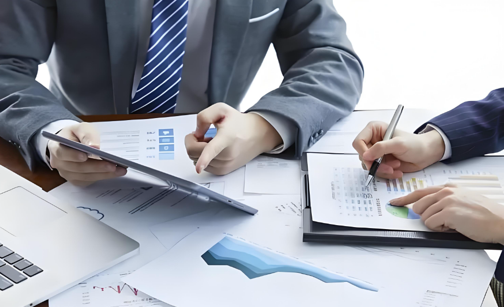 亚马逊裁员3万背后，一场效率革命已开启